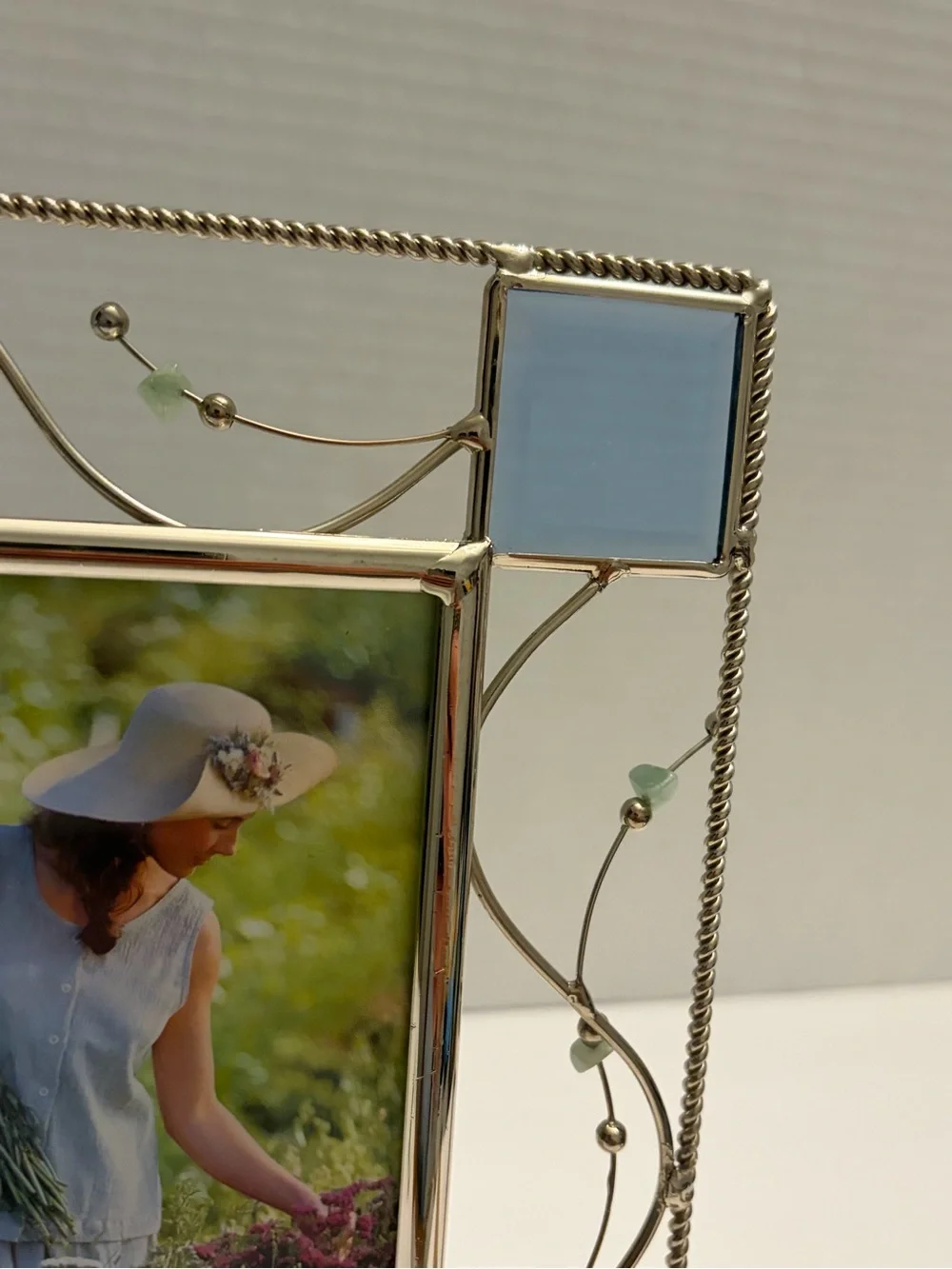 Vintage DAX Silver Wire Scrollwork Picture Frame 4x6 Blue Stained Glass Accents